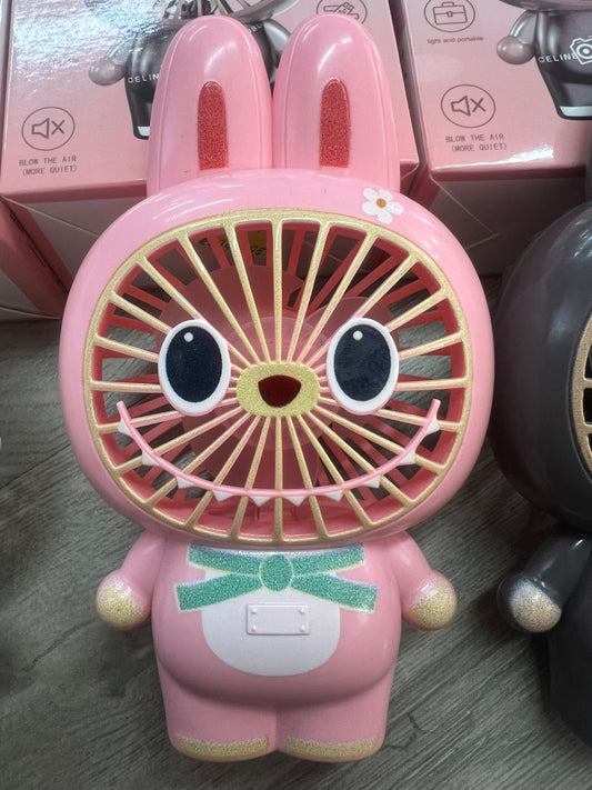 Mini travel Labubu Fan